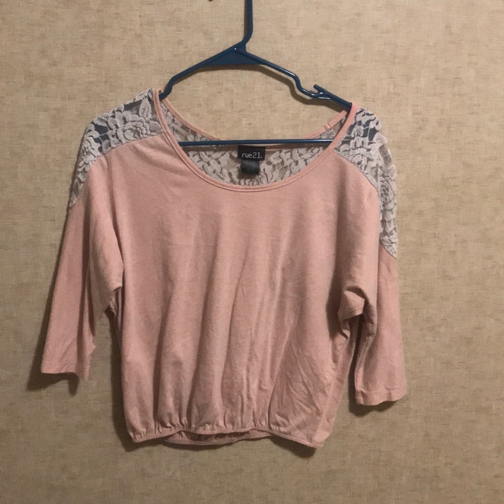 Rue 21 top
